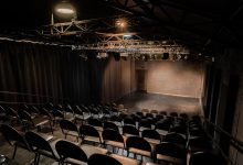 Photo of Театры Москвы возобновляют работу